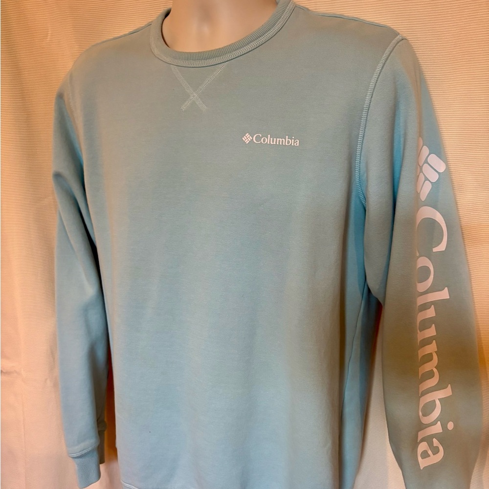 Columbia Sky Blue Fleece Sweatshirt
